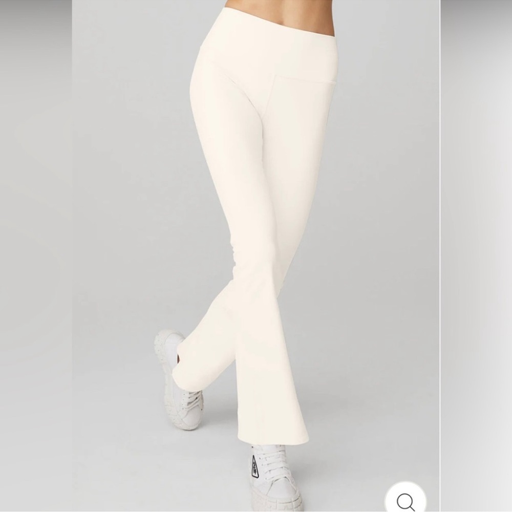 alo yoga airbrush high waist bootcut leggings ivory